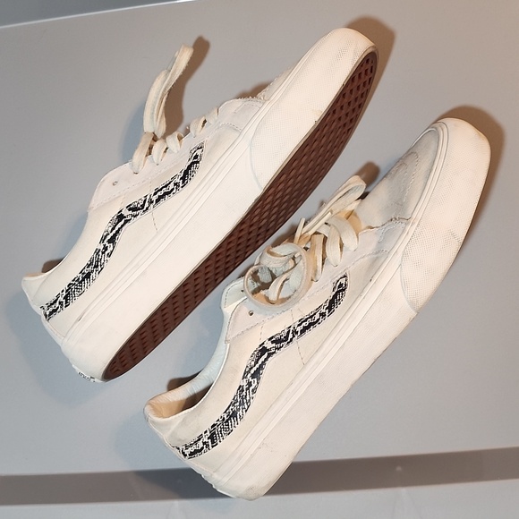 Vans shoes - Picture 2 of 4